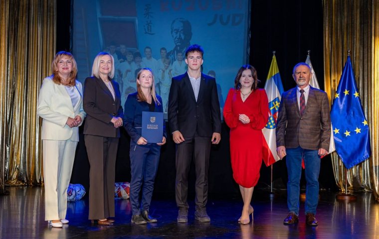 SPORTOWIEC  ROKU  2025