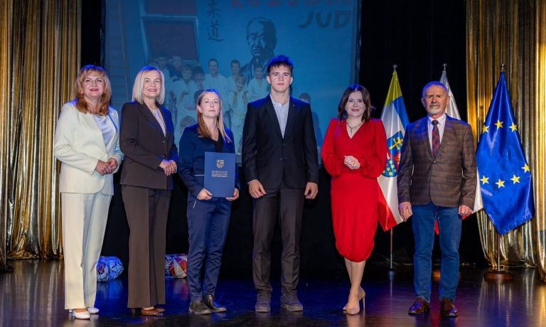 SPORTOWIEC  ROKU  2025